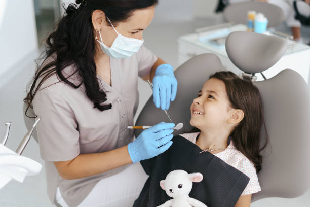 Best Emergency Dental Services for Seniors in Parkwood, CA